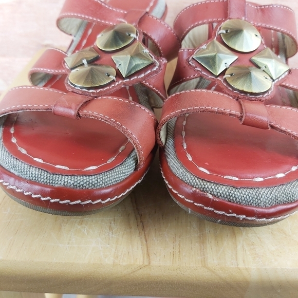 NATURALIZER Kari leather with canvas accents heeled red sandals size 8.5… - Picture 6 of 16